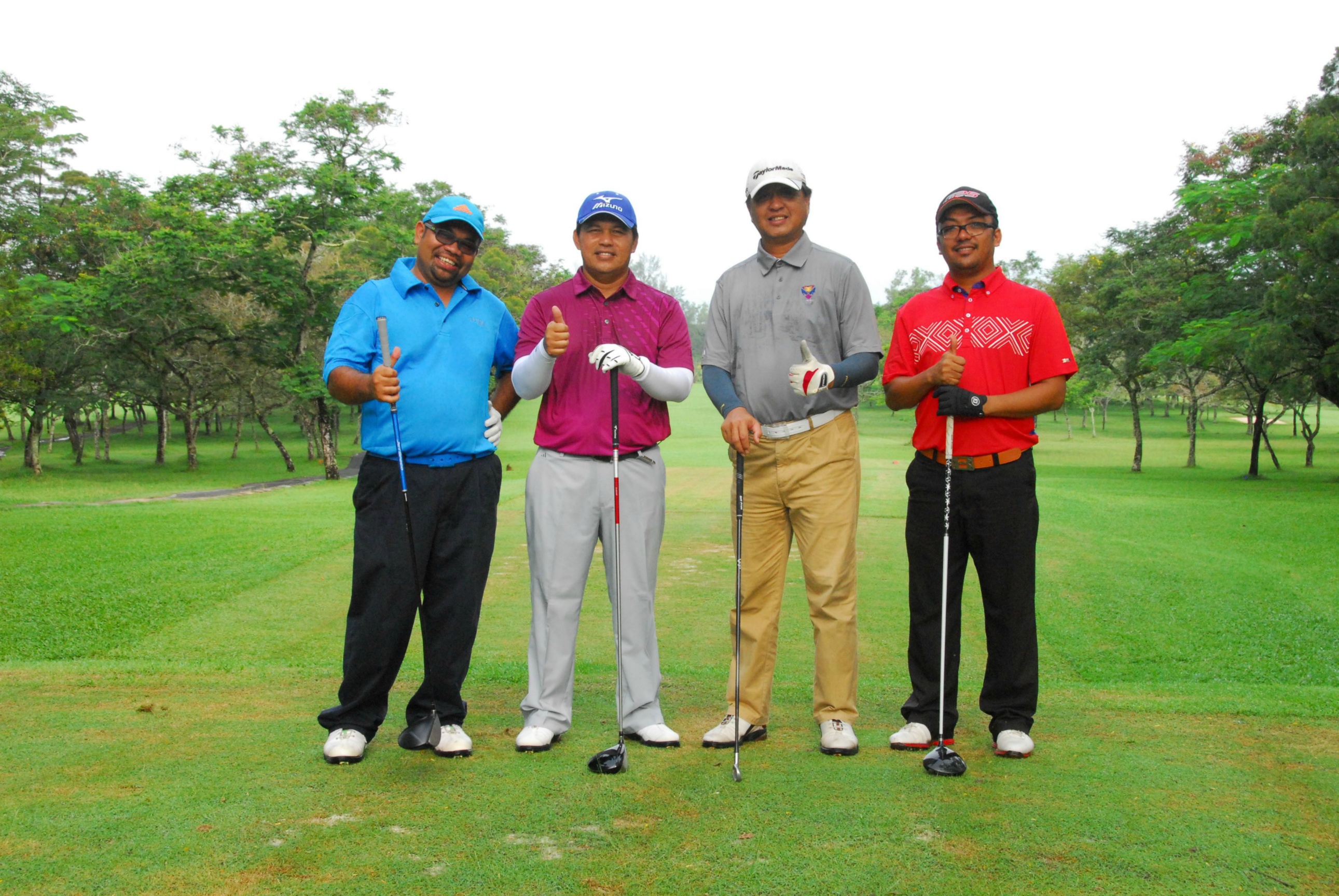 PRO15 157 GOLF DSC 0290.JPG